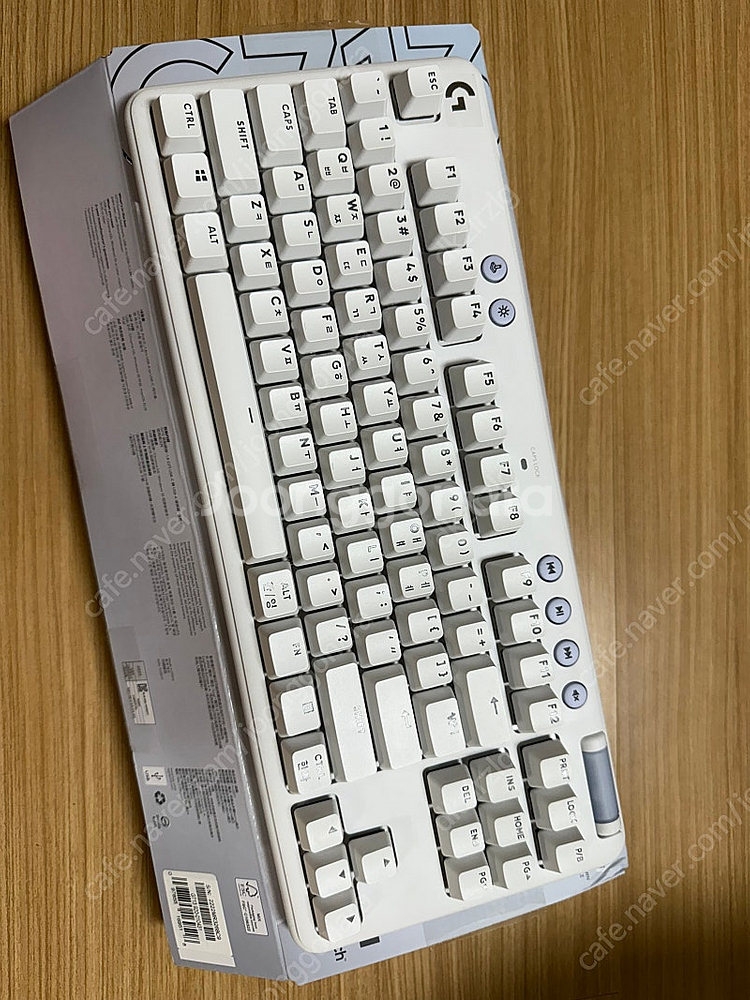 로지텍 G713 오로라 키보드 유선--1