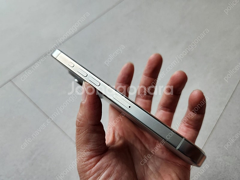 아이폰 16 프로 256GB--9