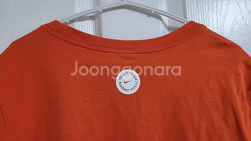 정품 나이키우먼 오렌지 크롭 반팔티--8