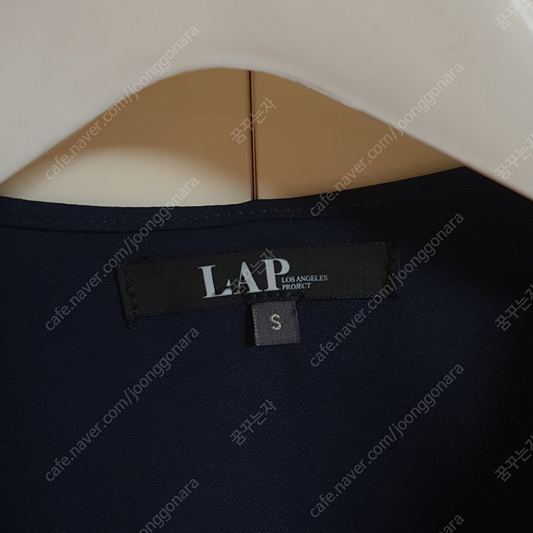 에잇세컨즈 자라 라인 린 지고트 온앤온 잇미샤 샤틴 레니본 케네스레이디 트위드자켓 자켓 롱원피스 니트 스웨터 베스트... 이미지