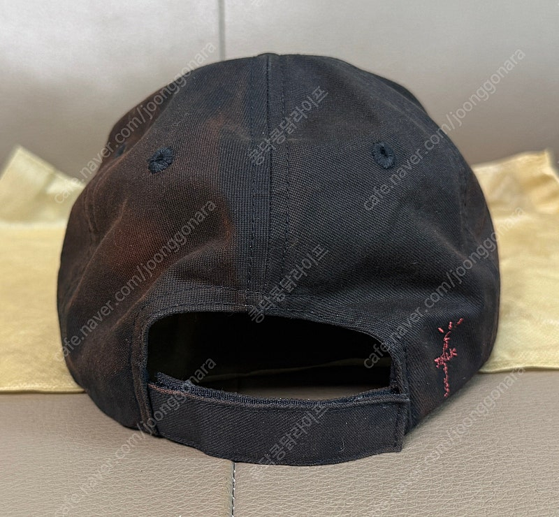 트래비스 스캇 x 바르셀로나 캑터스잭 디스트레스드 1899 볼캡 이미지