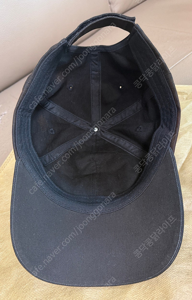 트래비스 스캇 x 바르셀로나 캑터스잭 디스트레스드 1899 볼캡 이미지