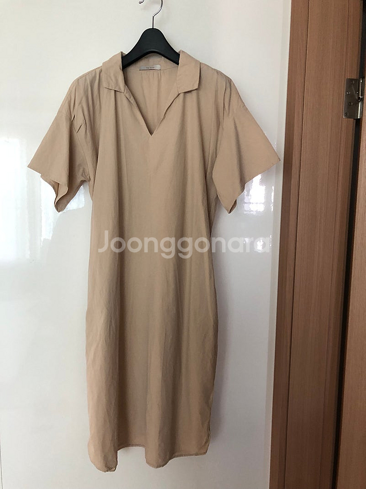 더아이잗 바스락 셔츠 오픈카라 베이지 원피스 결혼식 하...--0