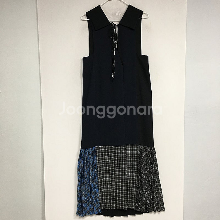 럭키슈에뜨 플리츠 디테일 원피스 36 / 랑방 마인 오...--0