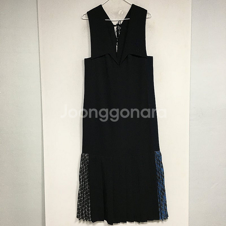 럭키슈에뜨 플리츠 디테일 원피스 36 / 랑방 마인 오...--2