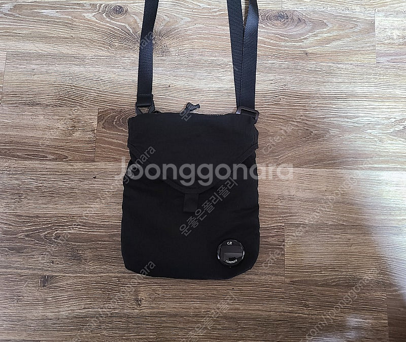 cp컴퍼니 크로스뱁 나일론명품가방토트백쇼퍼백테수토호보백...--0