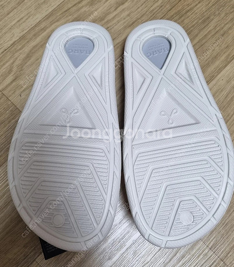 바크 플립플랍 쪼리 화이트 240 ​--3