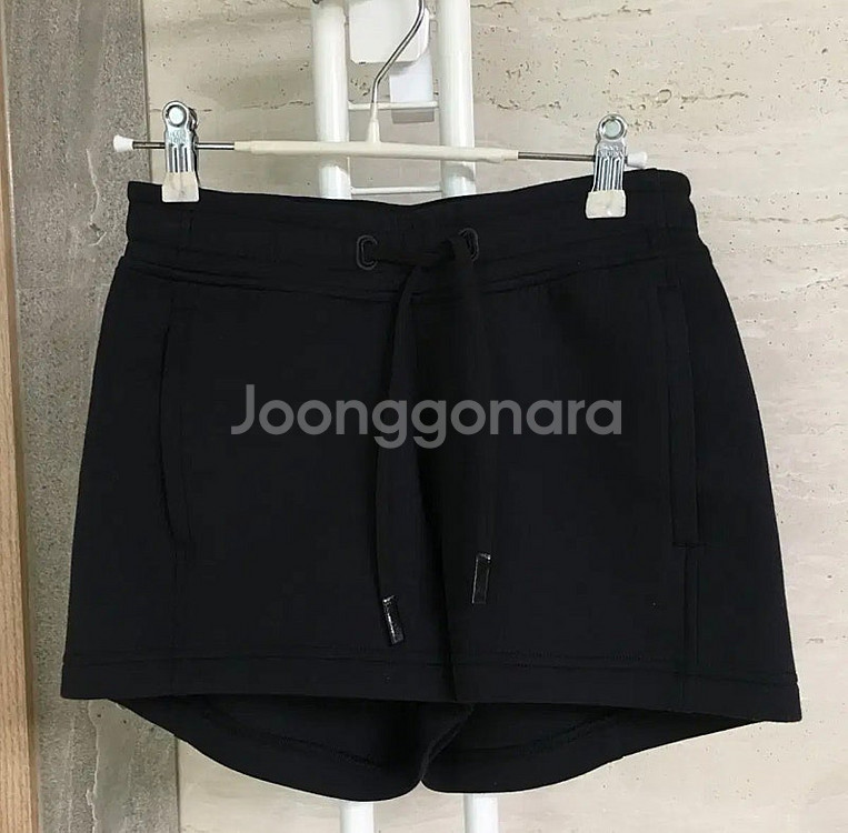 룰루레몬 숏팬츠 2--0