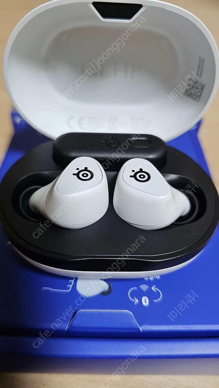 스틸시리즈 아크티스 게임버즈 게이밍 무선이어폰 화이트 S급 팝니다.--0