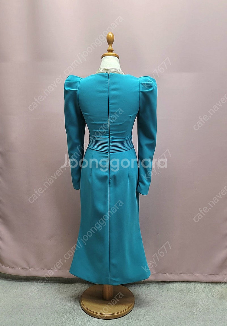 1.(새상품) 스퀘어넥 진주버튼 퍼프 롱원피스2.핀턱--9