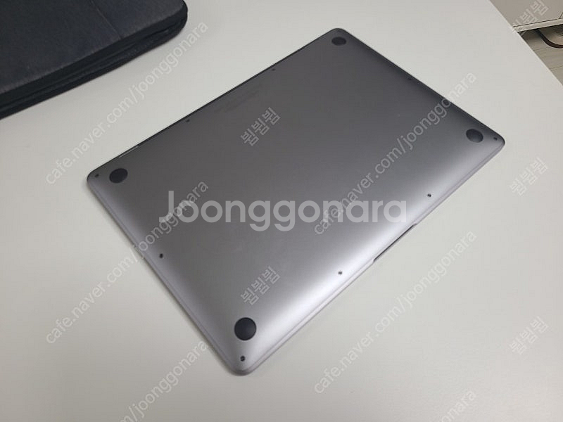 맥북 에어 M1 512Gb 고급형 쿨매! 2022년구입...--4