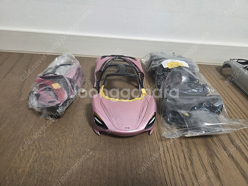 1:18 오토아트 맥라렌 720s 하자품 커스텀작--1