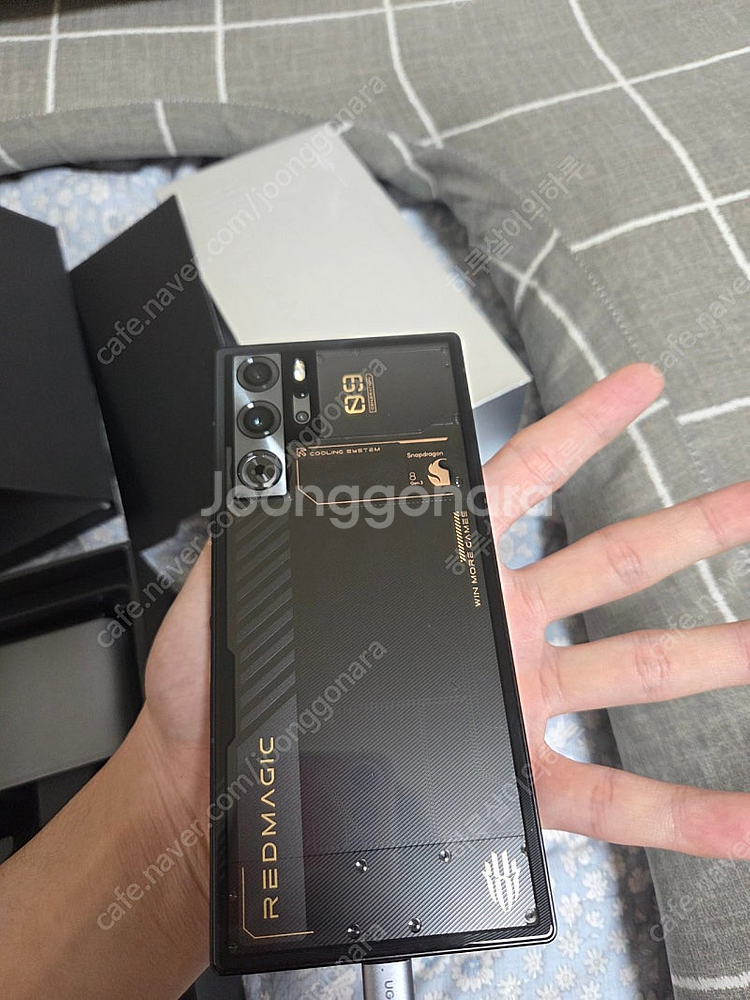 레드매직9pro 램16 512기가 팝니다--3