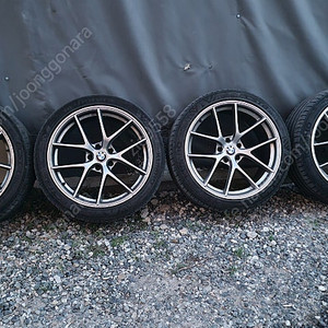 20인치 bmw st 640D F06 F10 5GT 5시리즈 7시리즈 F바디 그란쿠페 에서 사용하던 휠타이어 팝니다