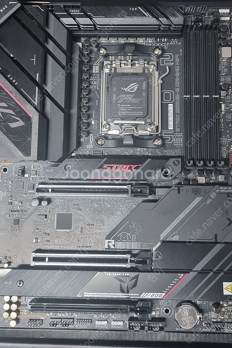 asus strix B650E-E gaming wifi...--0