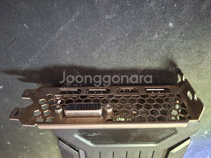 중고 그래픽 카드 이엠텍 gtx1060 6g - 8만원--5