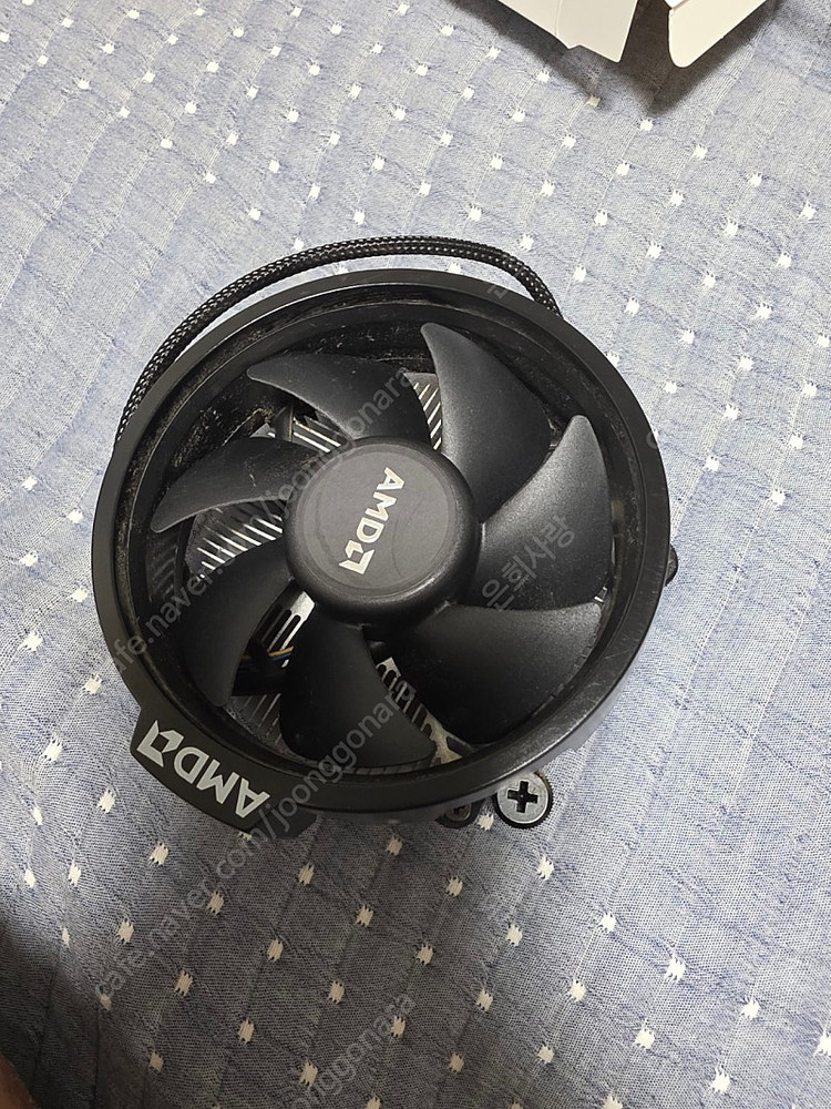 AMD 라이젠3 3200G 팝니다--1