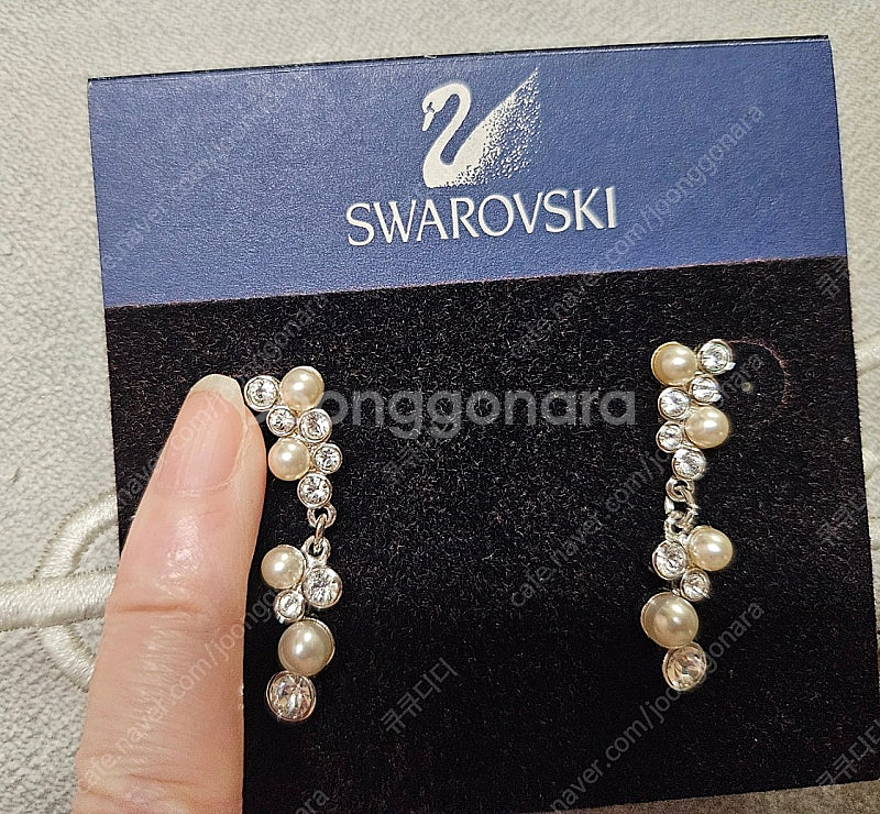 스와로브스키(SWAROVSKI) 귀걸이 정품--3