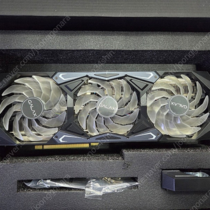 갤럭시 지포스 RTX3080 SG LHR 10GB 3FAN
