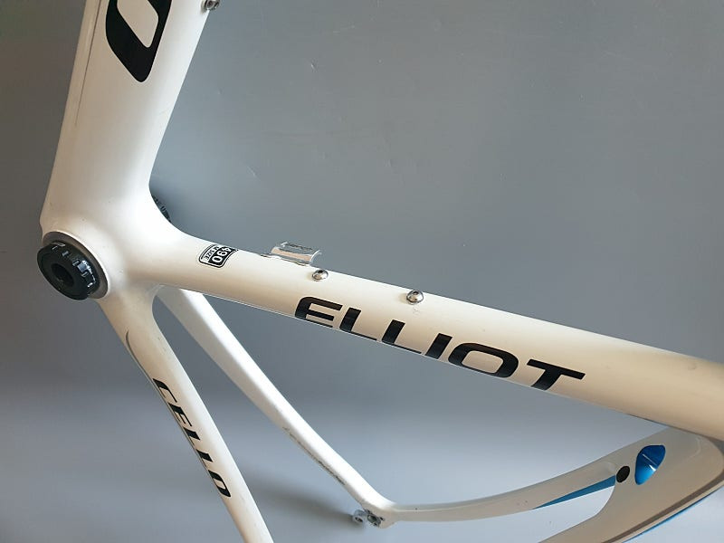 첼로 카본 로드 자전거 프레임+카본 샥 ELLIOT 엘리엇 이미지