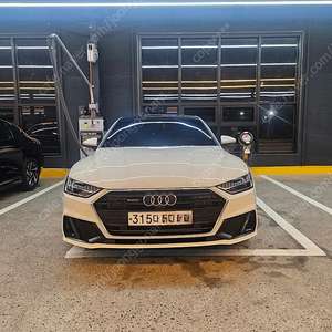 아우디 a7 55tfsi 프리미엄콰트로 (20년식)