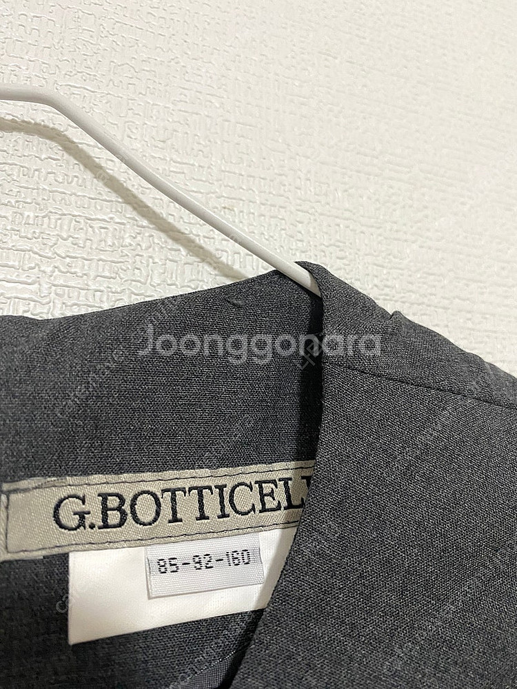 G보티첼리 모직 셔링 원피스--3