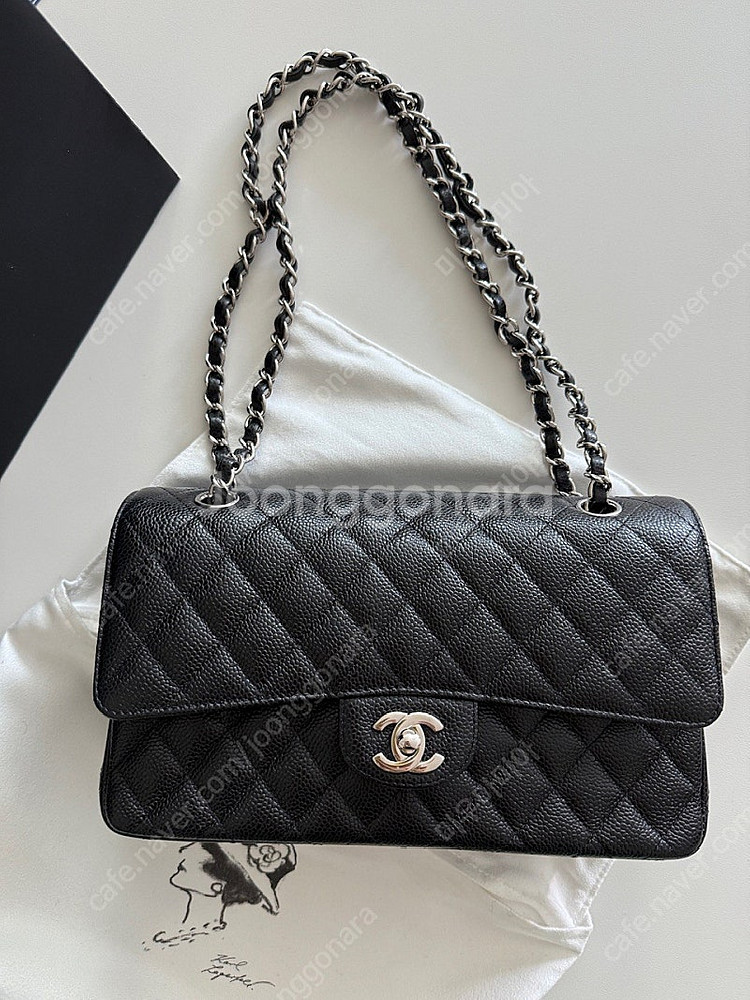 샤넬 클래식 미듐 블랙 캐비어 은장 (롯데 본점 구입)--1