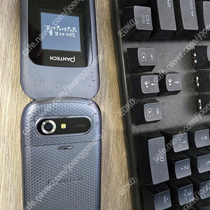 중고 갤럭시a12 sm-a125n/팬텍 p-2100 피처폰 /갤럭시 S6 64G 화이트 직구 SPRINT 팝니다.