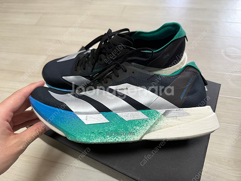 아디다스 아디제로 아디오스 프로4 260mm JR6365 1회착용 카본 런닝화 팝니다.--2