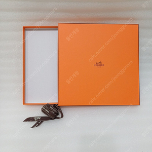택포 명품 에르메스 스카프 작은 상자 + 리본 선물 박스 튼튼 새제품 사랑봉봉