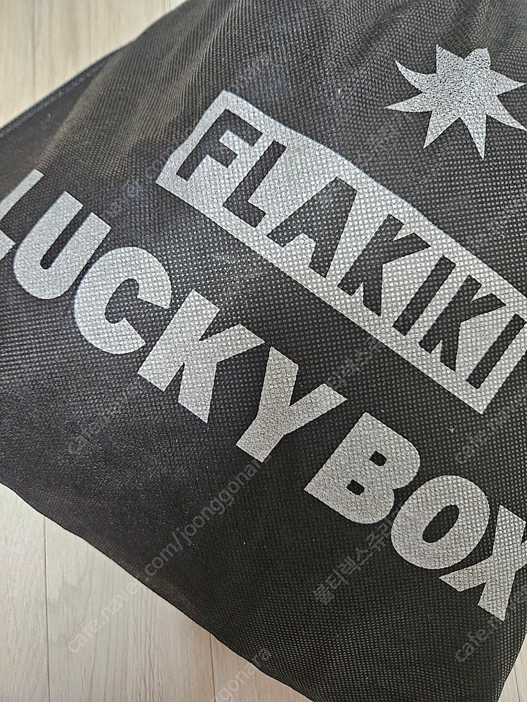 플라키키 럭키박스--0