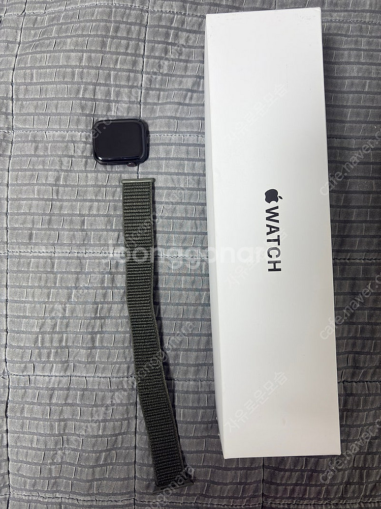애플워치6 티타늄 44mm 스페이스블랙 팝니다.--0