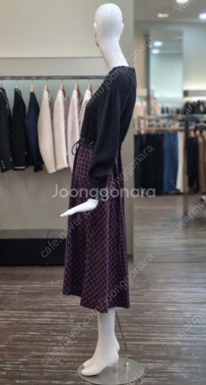 (새상품 역시즌 가격내림) 오즈세컨 체크 플레어 원피스...--4