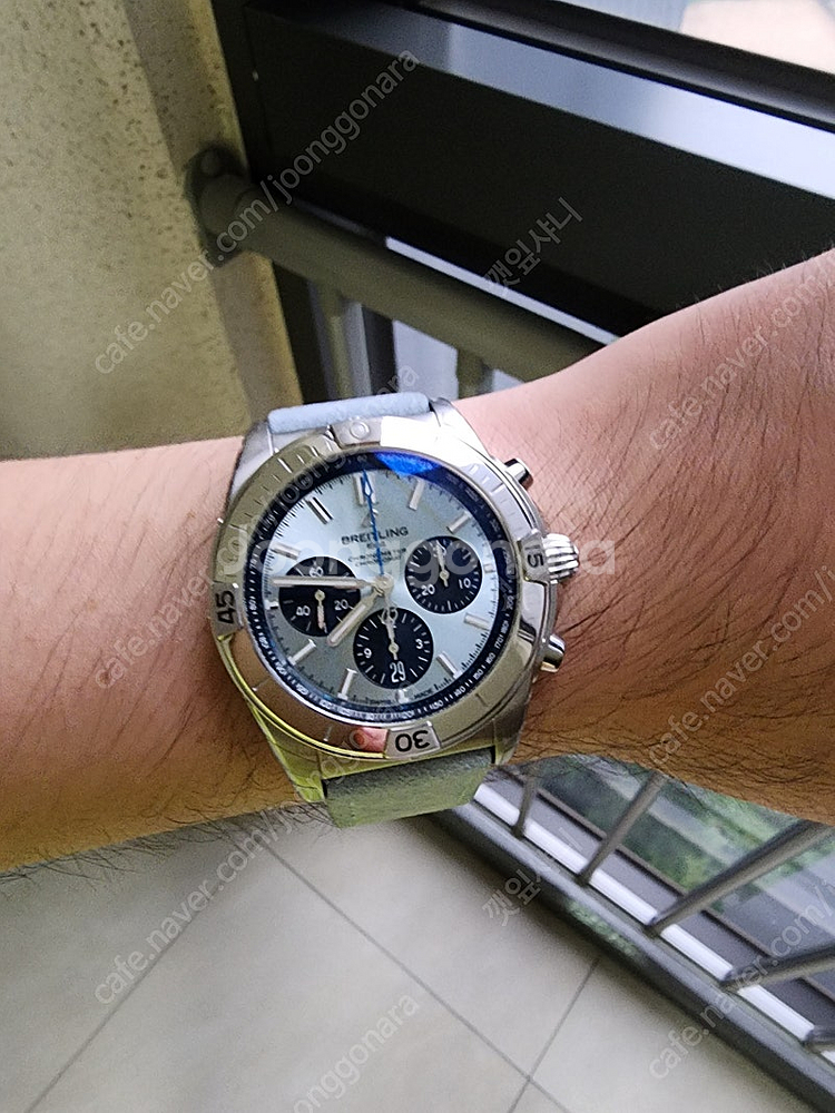 브라이틀링 크로노맷 아이스블루 판매합니다 ~!~!!!~!--4