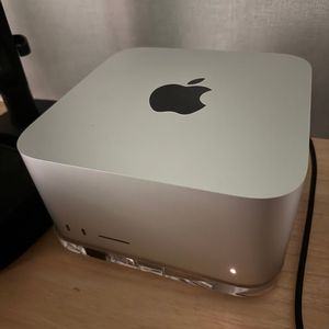 맥스튜디오 M4 Max (16코어CPU, 40코어 GPU, 16코어Neural Engine) 64GB 1TB