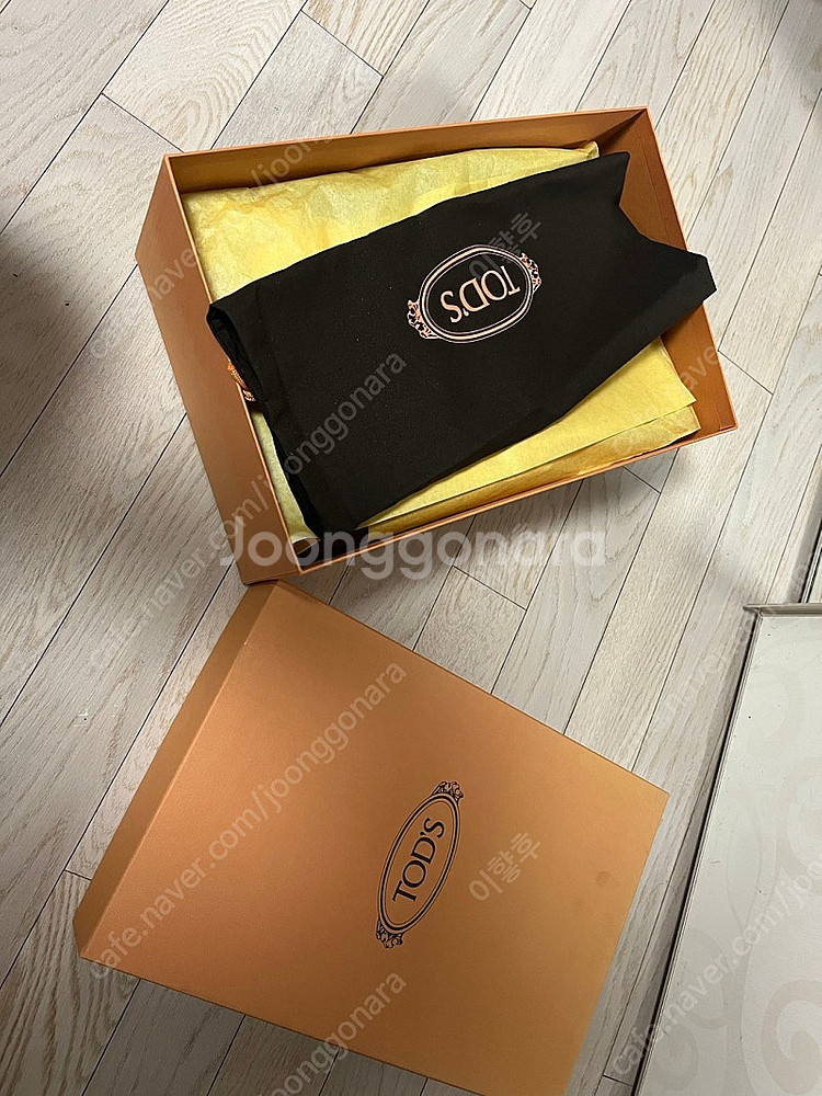 토즈 tod`s 다크베이지 스웨이드 처카부츠 270사이...--1
