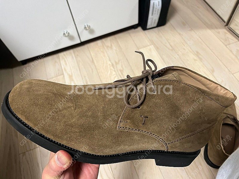 토즈 tod`s 다크베이지 스웨이드 처카부츠 270사이...--4