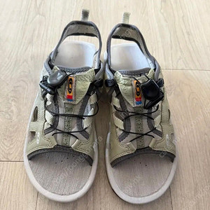 살로몬 salomon 샌들 250