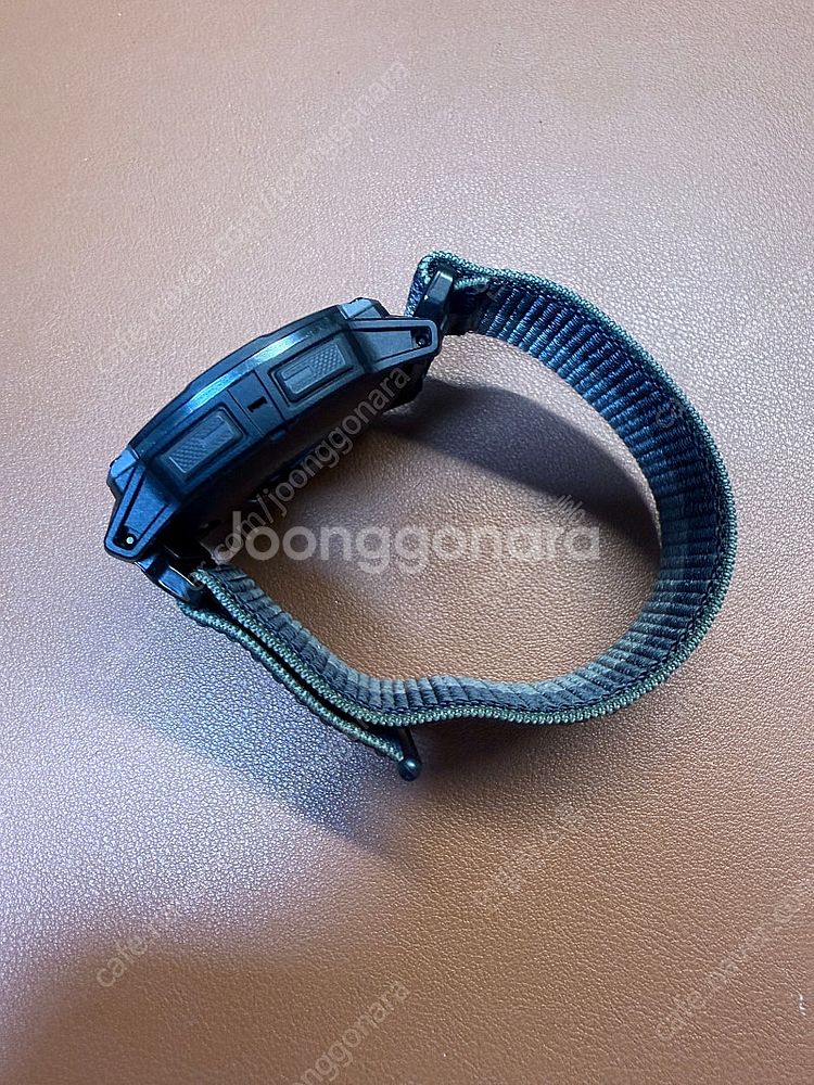 가민 인스팅트3 아몰레드 50mm 블랙차콜--2