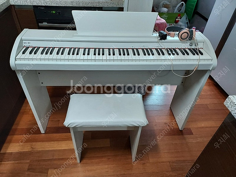 전자 디지털피아노 MU-8H 퓨어화이트 11만원(상태좋...--0