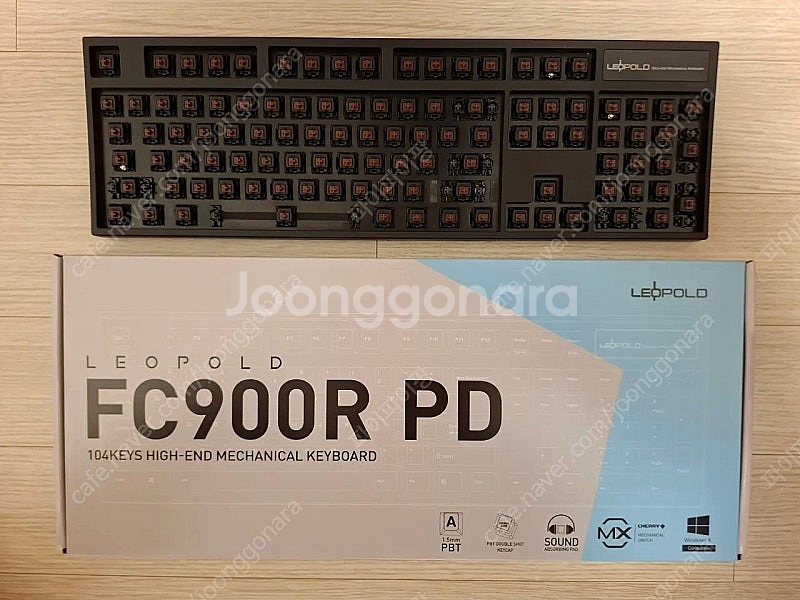 레오폴드 FC900R 갈축 키보드 본체 판매합니다--0