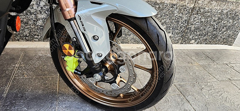 cb125r 팝니다.--8