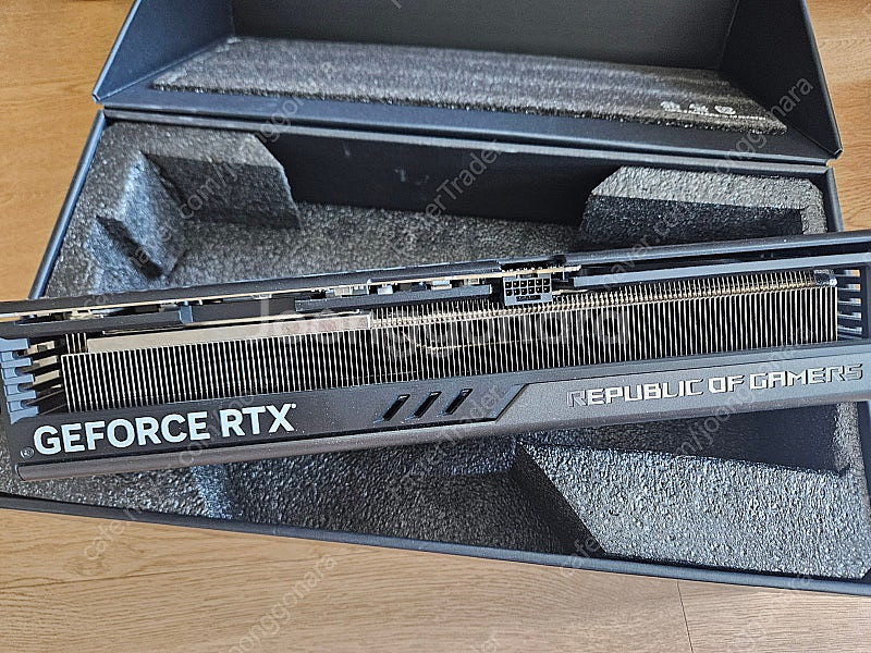 ASUS RTX 4080 SUPER STRIX GAMI...--2