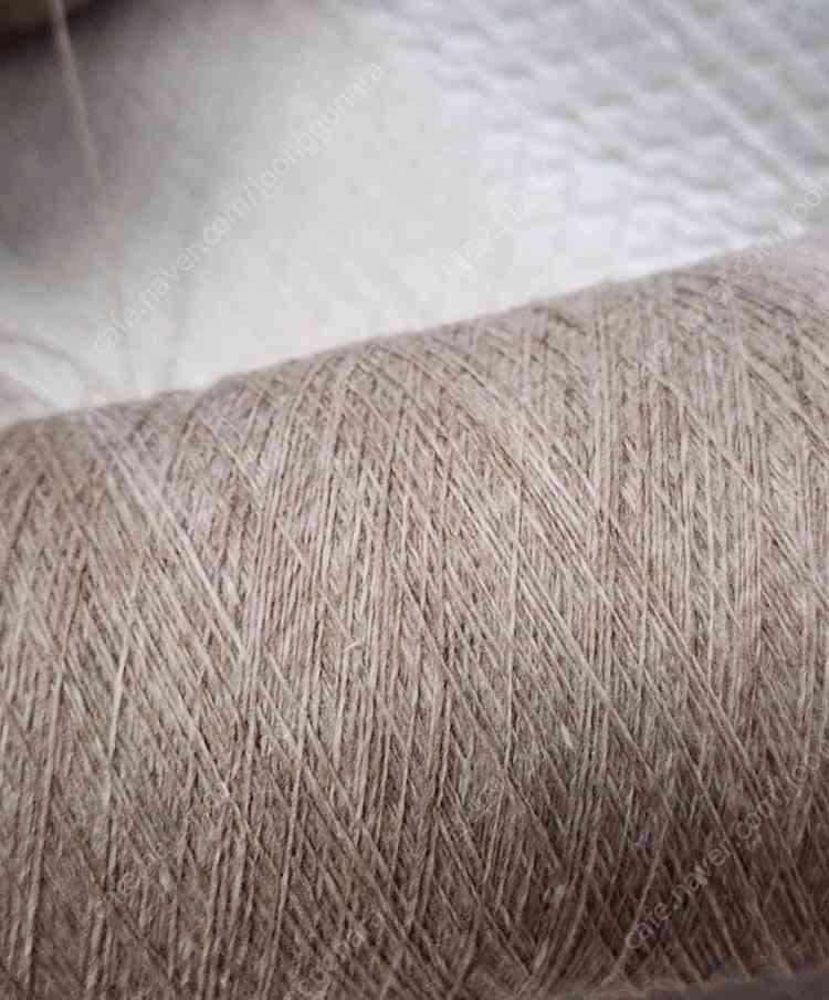 차분한 베이지 컬러 콘사 3개 일괄 털실 뜨개실 택포--2