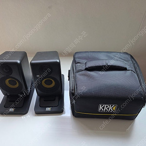 KRK GoAux3 모니터스피커 팝니다.