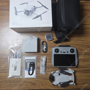 DJI MINI 4 PRO (미니4프로) 플라이모어 풀세트 드론 거의 새제품 판매합니다