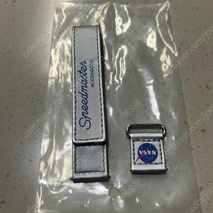 오메가 문워치 나사(NASA)실버 벨크로 스트랩 그레이색