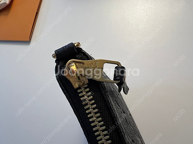 루이비통 이지파우치 온 스트랩 M80349 앙프렝뜨 블...--7