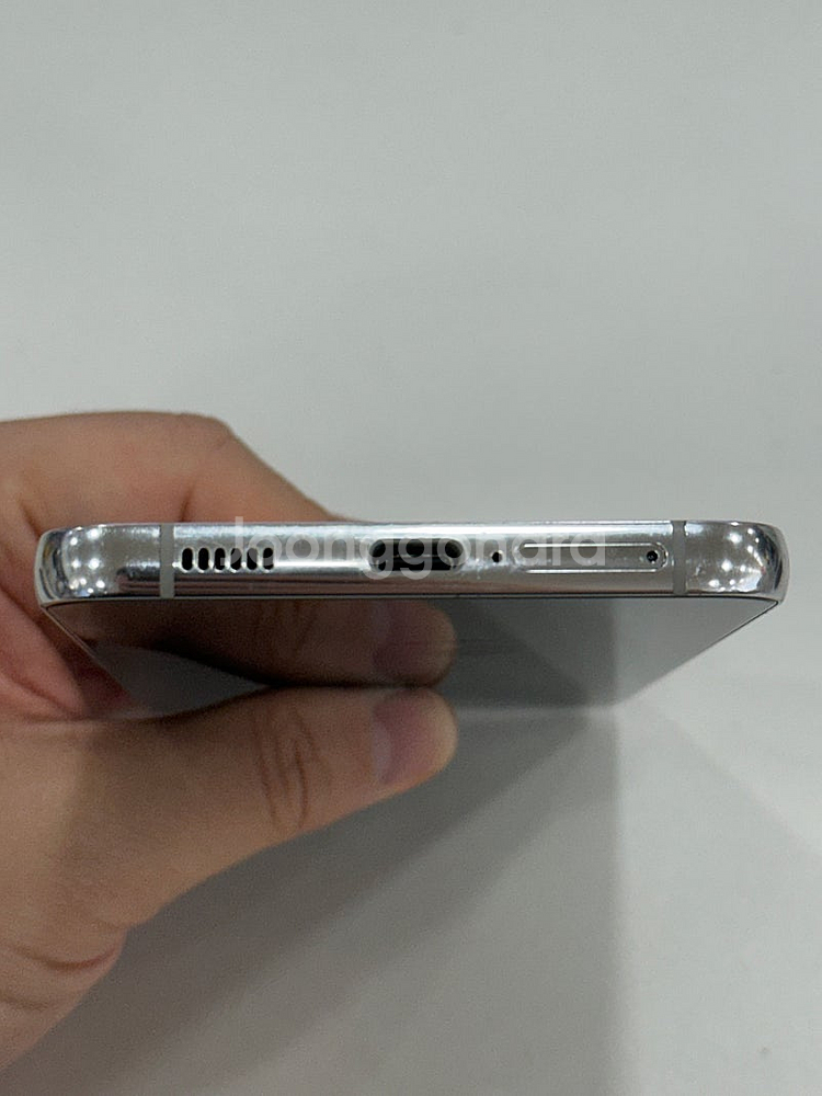 갤럭시S22플러스 (S906) 256GB 화이트 자급제 22만원에 판매해요~--5