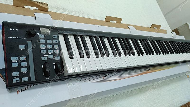 아이콘 아이키보드 iCON i Keyboard 8X 8...--1